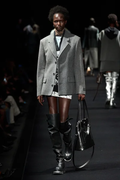 Look 21